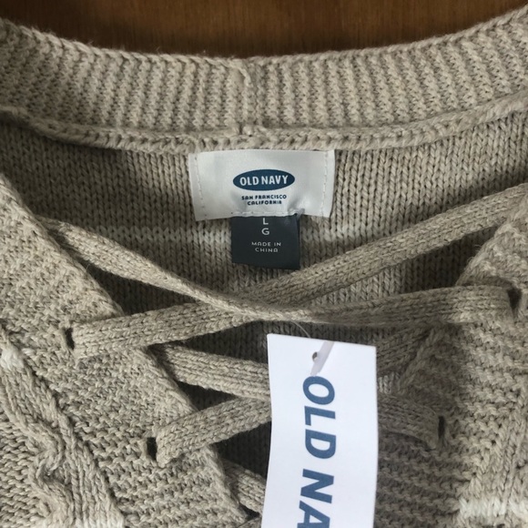 Women’s old navy sweater - Picture 2 of 3